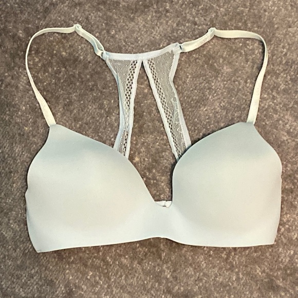 Victoria's Secret Other - Victoria’s Secret NWT T-Shirt Lightly Lined Wireless Bra 32c